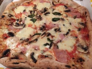 Pizza "reine", Les amoureux, Nice