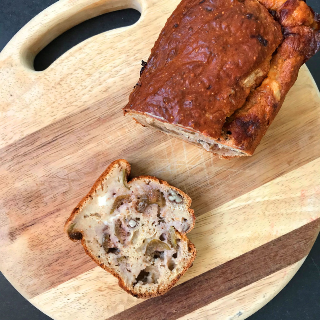 Cake au chèvre et aux figues fraîches